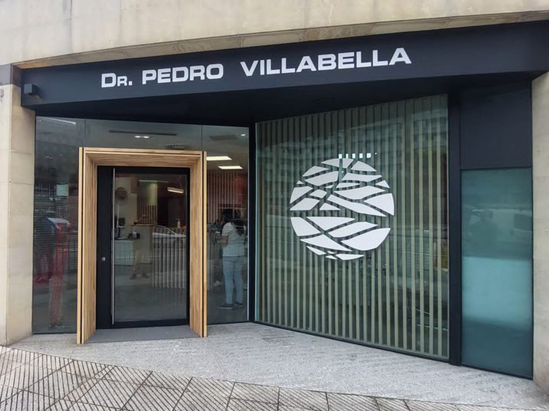 Imagen fachada Clínica Dr. Pedro Villabella